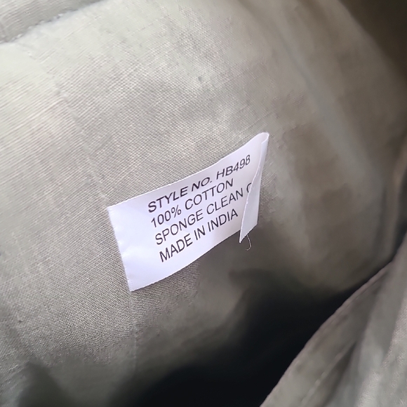 Elegant Black and Gray Women's Backpack - Picture 5 of 8